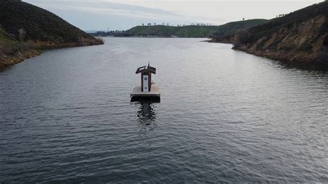 Hiking at Castaic Lake, CA - YouTube