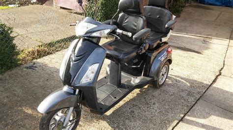 2 Seater Mobility Scooter ( Can Travel upto 30 Mph Twist and go ) | in ...