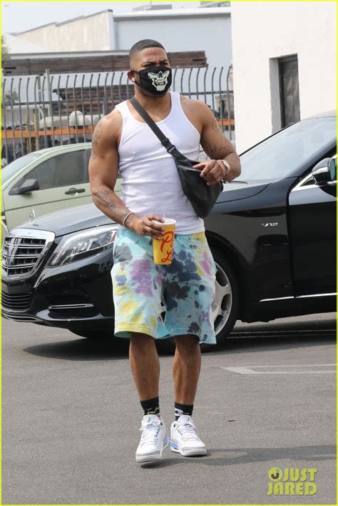 Nelly Shows Off Huge Arm Muscles at 'Dancing With The Stars' Rehearsals ...