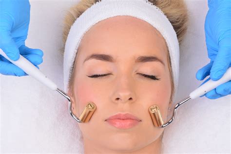 Galvanic Facial Treatments and the Benefits | Health Technology