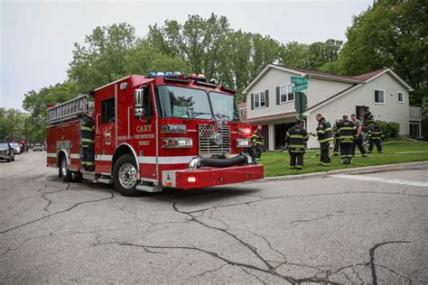 Homeowner, several cats evacuate safely from residence after fire in Cary