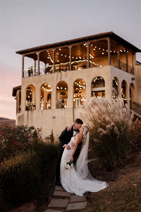 Montaluce Winery Wedding | Photos, Tips & Pricing