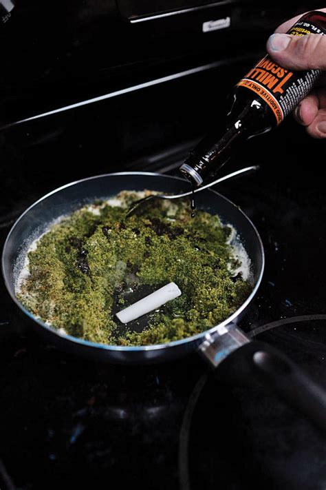 How to Make a Smoke Bomb: Smoke and Spice | RECOIL