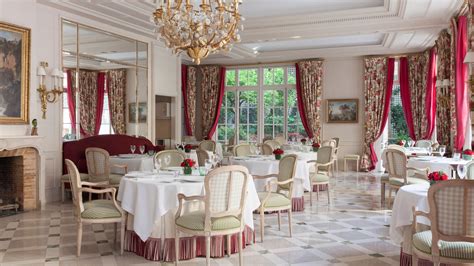 Le Bristol Paris, France – Hotel Review | Condé Nast Traveler