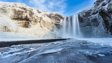 Top 10 Things To Do In Iceland In Winter : Iceland Winter Activities