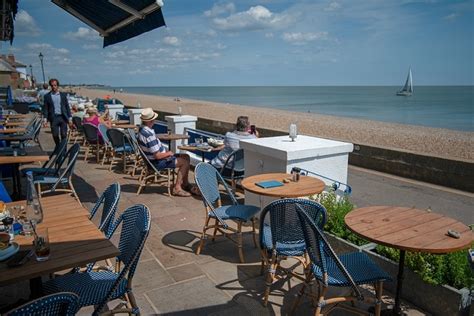 Suffolk seaside stay at The Brudenell hotel Aldeburgh - ALadyofLeisure