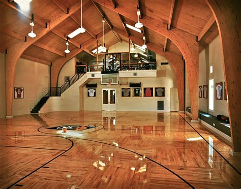 Luxury In-Home Basketball Court | Home basketball court, Dream house ...