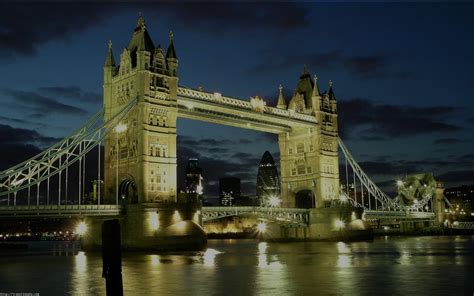 London Bridge Travel Information, Pictures | Travel Innate