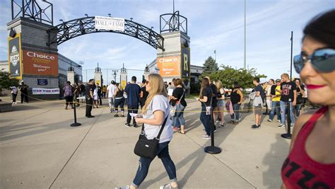 Rivets Stadium in Loves Park to host July 4 fireworks for thousands