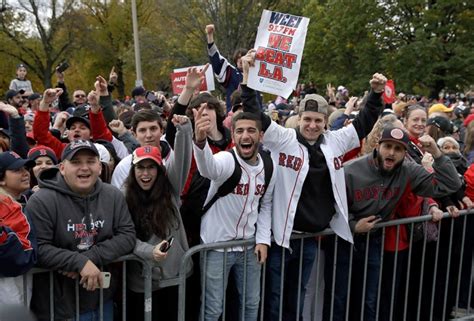 Boston Red Sox Victory Parade: Photos Of World Series Win Celebration ...