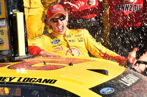 Joey Logano Wins 2015 Daytona 500 - The News Wheel