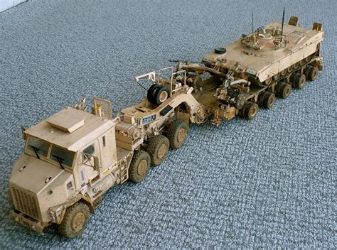 The Great Canadian Model Builders Web Page!: M1070 Truck Tractor & M1000 Heavy Equipment ...