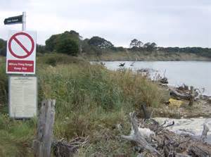 On the danger beach © Graham Horn cc-by-sa/2.0 :: Geograph Britain and Ireland