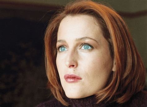 Gillian Anderson plastic surgery (2) – Celebrity plastic surgery online