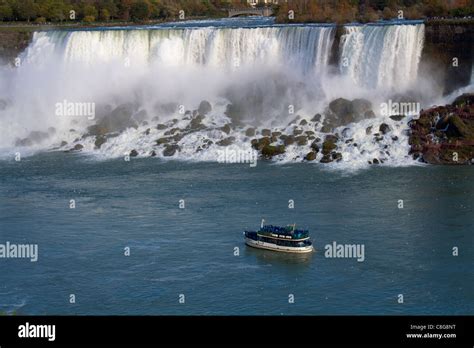 Niagara Falls "Maid of the Mist" boat Stock Photo - Alamy