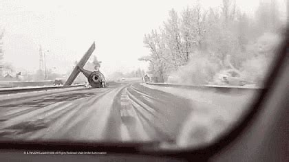 Starwars Wreck GIF - Starwars Wreck Crash - Discover & Share GIFs