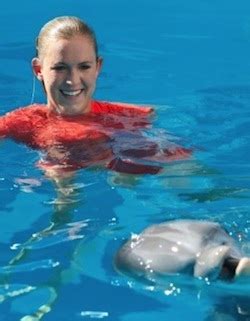 Dolphin Tale Movie Review