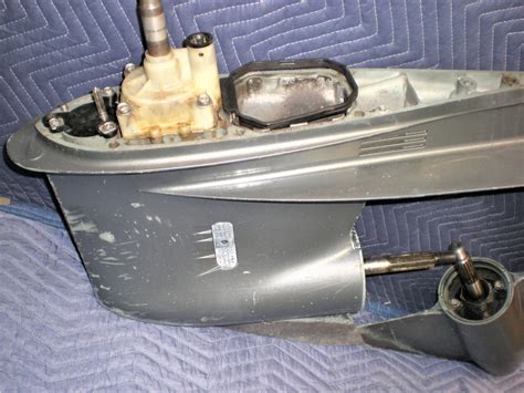 Yamaha *QTY 2* Marine Outboard Lower Unit Gear Housing *25" SHAFT*PARTS ...