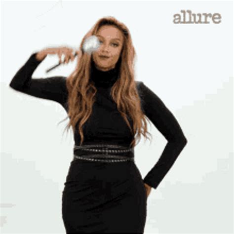 Mic Drop Tyra Banks GIF | GIFDB.com