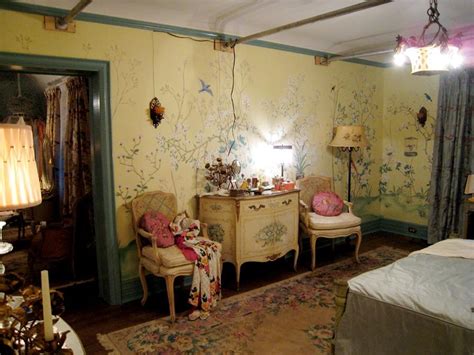 Grey gardens interior photos