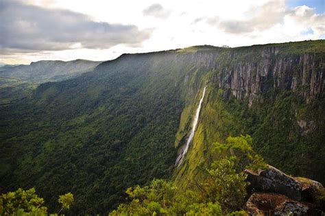 The most important landmarks in Zimbabwe | National parks, Landmarks, Southern africa