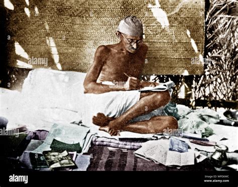 Gandhi march 1930 dandi hi-res stock photography and images - Alamy