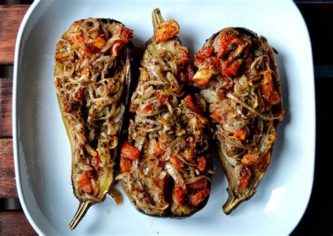 imam bayaldi - turkish stuffed aubergines in olive oil • The Cutlery Chronicles