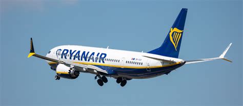 Ryanair 737 Seat Plan — Ryanair 737-800 - Flightradars24.co.uk