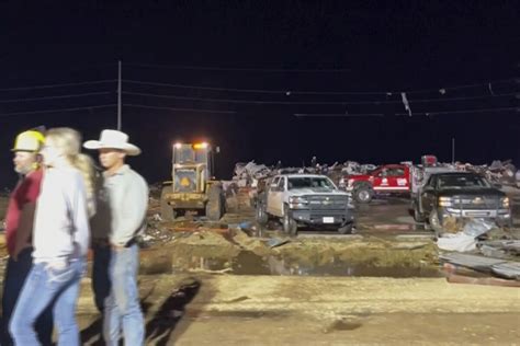 Tornadoes hit Texas town, killing 4 and causing major damage - Los Angeles Times