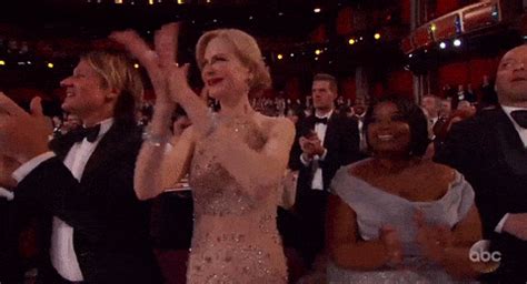 Nicole Kidman's Oscars clapping explained at last