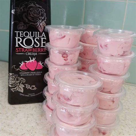 Tequila Rose Cream Shots | Recipe | Pudding shots, Drinks alcohol ...