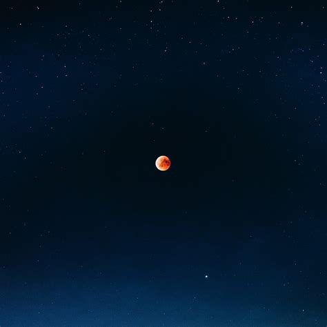 Download Red Moon 4k Wallpaper For iPhone 11 MackBook Laptops Wallpaper - GetWalls.io