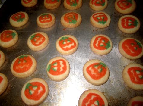 The Holidaze: Pillsbury Halloween Cookies