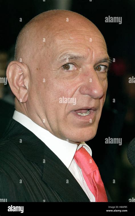 SIR BEN KINGSLEY HOUSE OF SAND AND FOG WORLD P CINERAMA DOME HOLLYWOOD L.A. USA 09 November 2003 ...