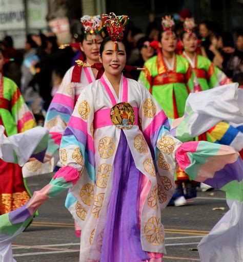 Korean Traditional Costume | PAVA World Korean Traditional 2… | Flickr