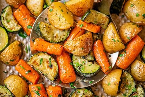 Roasted Vegetables Recipe – Roasted Potatoes Recipe with Carrots and ...