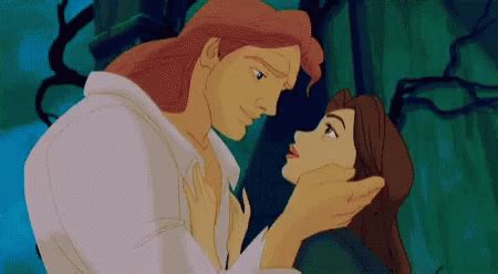 Belle Beautyandthebeast GIF - Belle Beautyandthebeast Kiss - Discover & Share GIFs