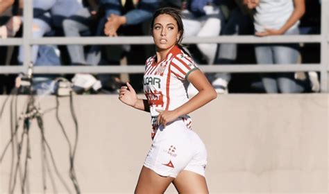 Photos: Meet The Mexican Women's Soccer Player Making Headlines - The Spun