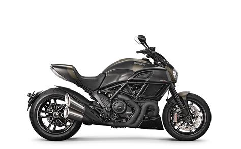 Ducati Diavel: Sport-Cruiser bikes with unique style