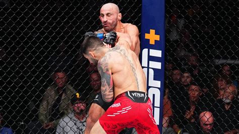 UFC 298 results, highlights: Ilia Topuria knocks out Alexander Volkanovski to claim ...