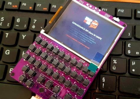 Raspberry Pi Zero handheld Linux mini PC - Geeky Gadgets