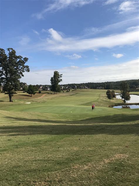 18th hole par 5. Woodfin Ridge golf club. Inman, SC : r/golf