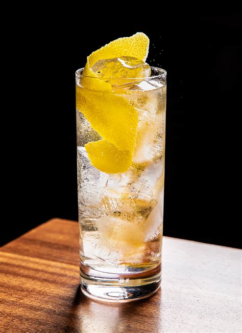 High Altitude Highball Cocktail Recipe | PUNCH