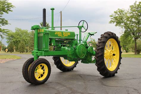 1937 John Deere Unstyled B for Sale at Auction - Mecum Auctions