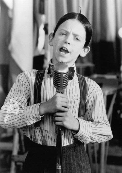 singing his heart out. | Alfalfa pelicula, Peliculas epicas, Personajes