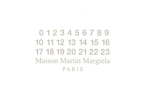 Maison Margiela: Cream Issue 09, 2008 | Archive Fashion Scan | ARCHIVE.pdf