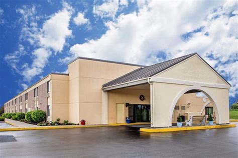 SUPER 8 BY WYNDHAM CHAMBERSBURG I-81 - Updated 2024 Reviews, Photos ...