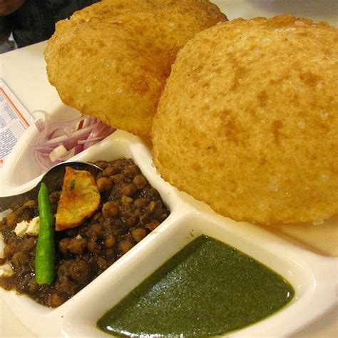 Eat At These 10 Best Chole Bhature Eateries | LBB, Delhi