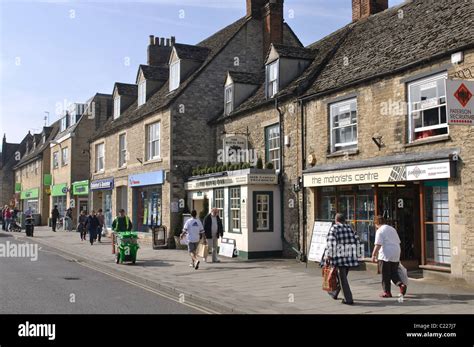 High Street, Witney, Oxfordshire, England, UK Stock Photo - Alamy