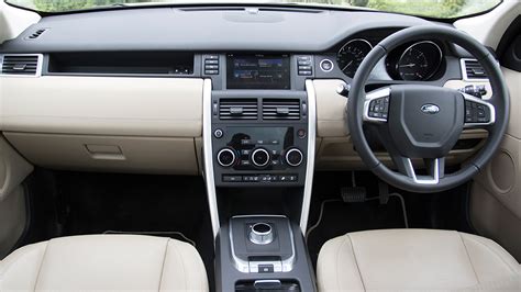 Land Rover Discovery Sport 2015 HSE Interior Car Photos - Overdrive